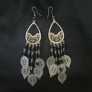 Elegant Silver and Black Leaf Dangle Earrings